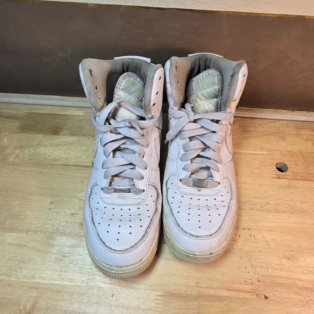 Nike Air Force 1 Triple White High Top Shoes 315121-115 Men's Size 8 - Picture 3 of 6